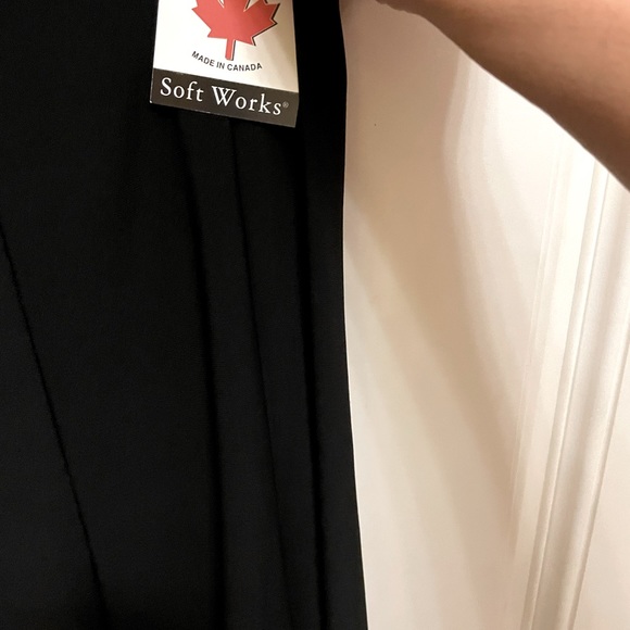 Skirt by Soft Works in Black. Small NWT - Picture 6 of 7